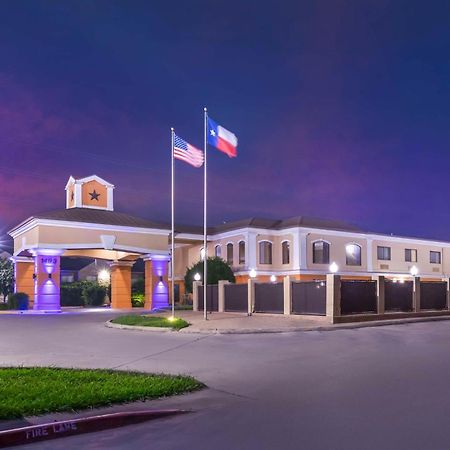 Best Western Inn & Suites New Braunfels Extérieur photo