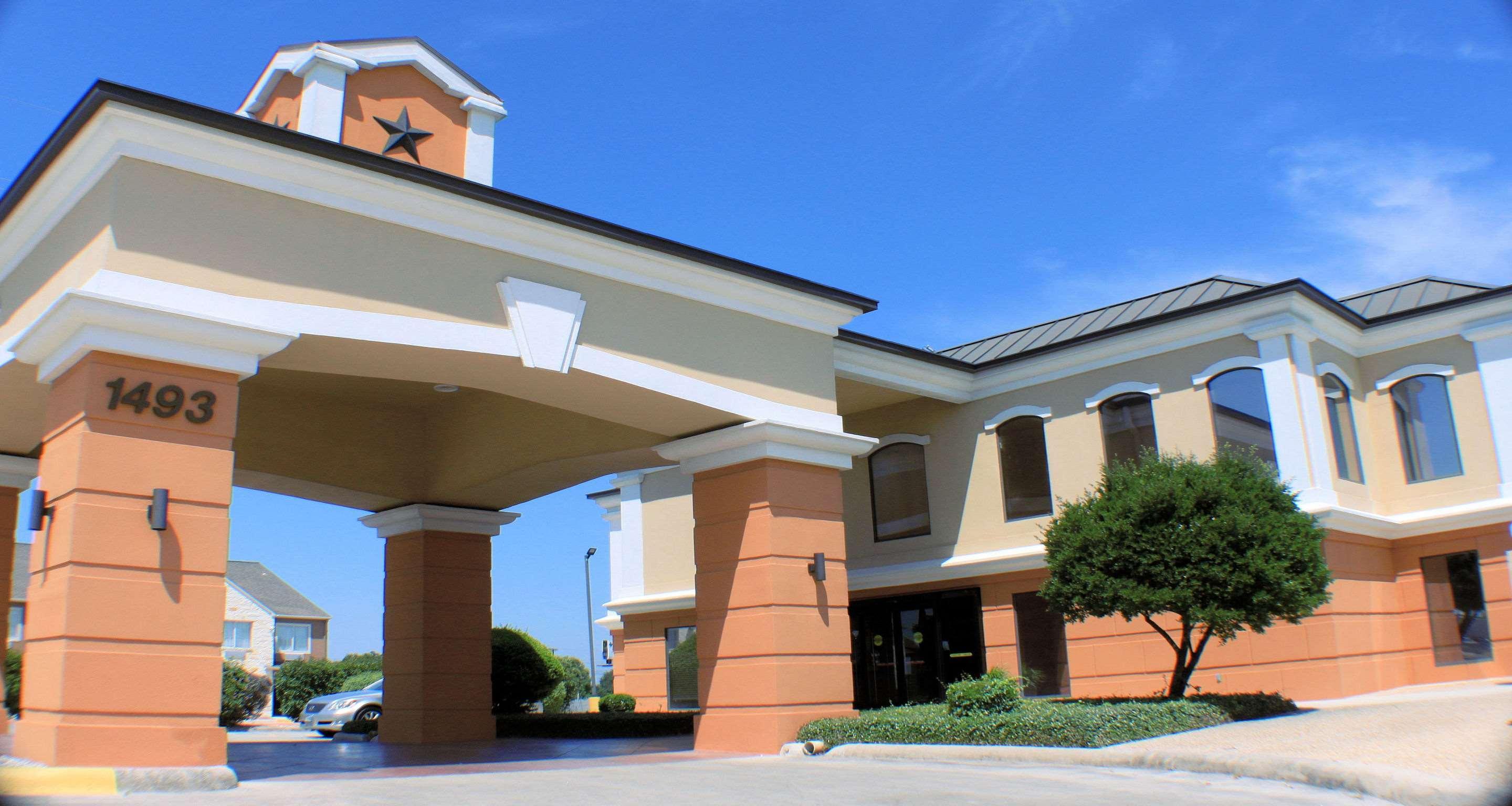 Best Western Inn & Suites New Braunfels Extérieur photo