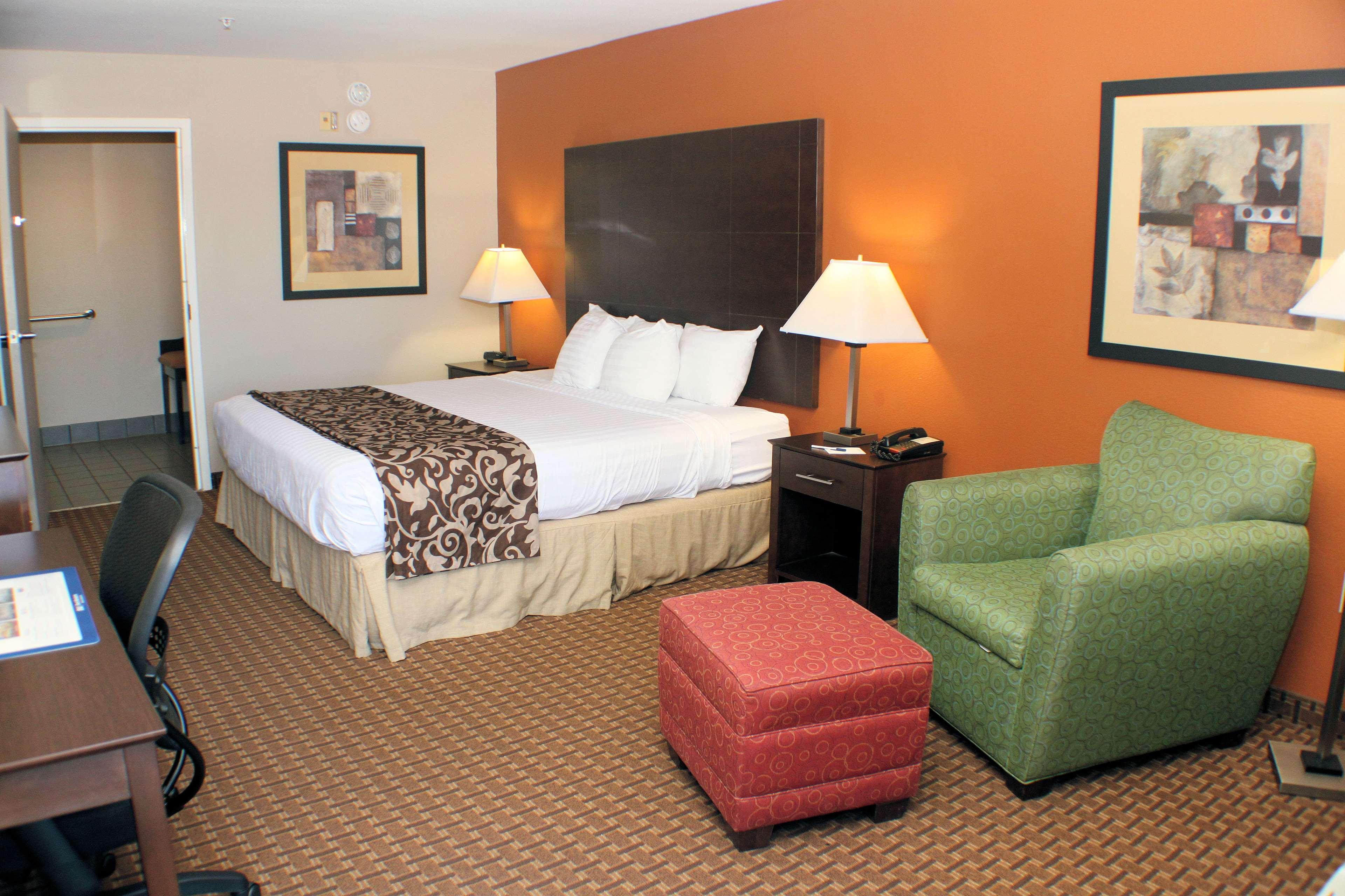 Best Western Inn & Suites New Braunfels Extérieur photo