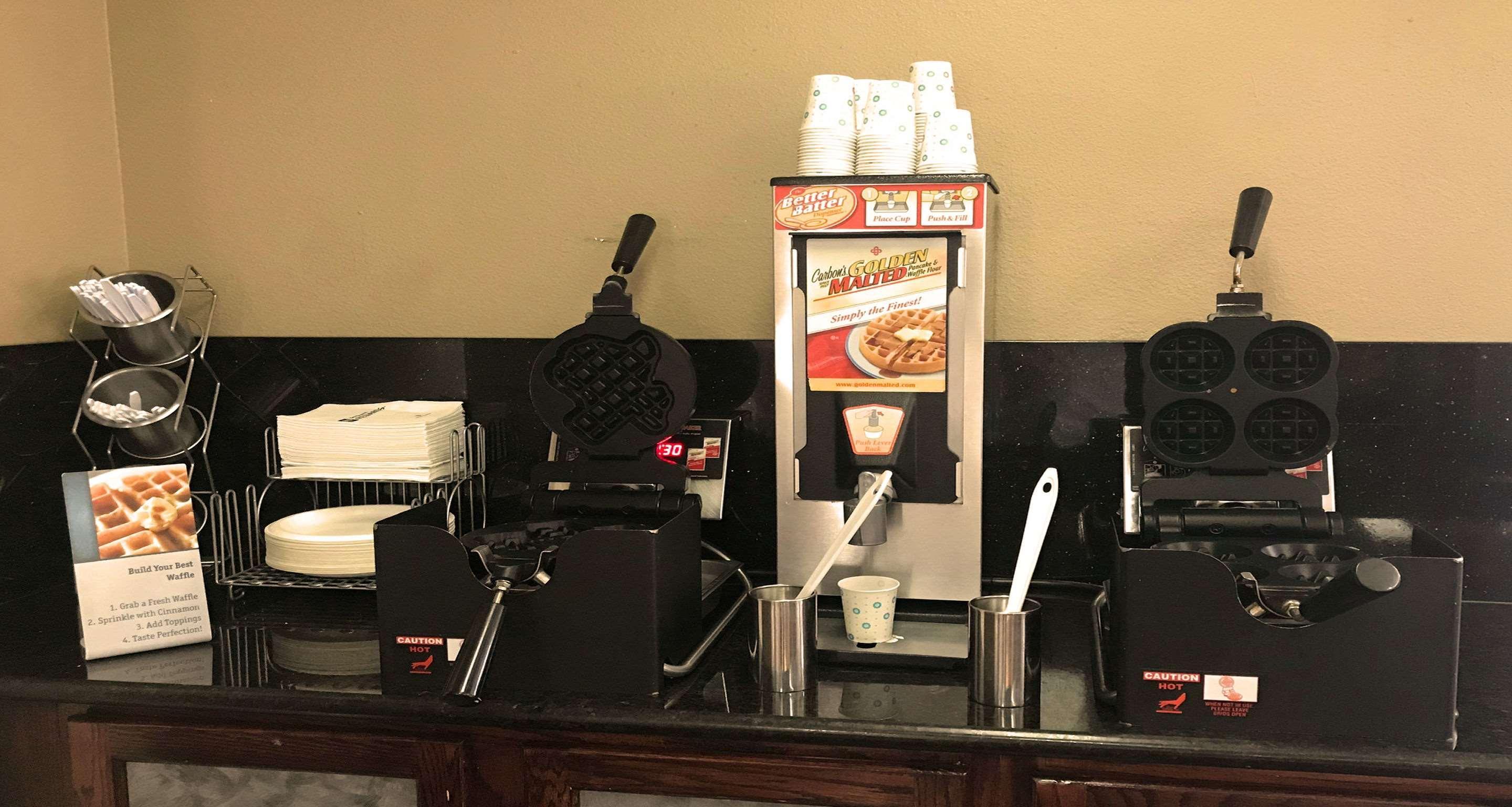 Best Western Inn & Suites New Braunfels Extérieur photo
