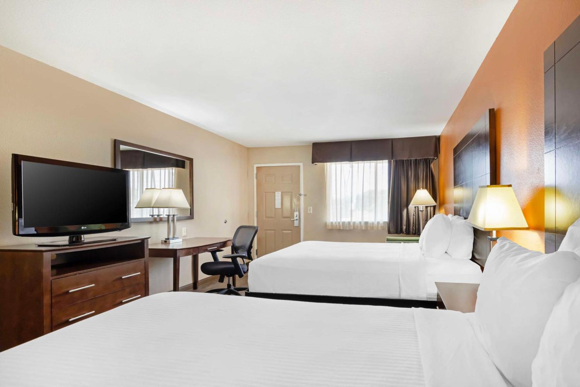 Best Western Inn & Suites New Braunfels Extérieur photo